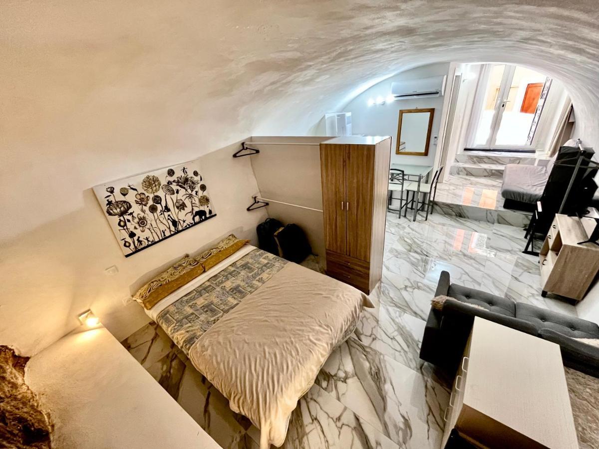 Cave House Apartment 芒通 外观 照片